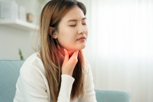 sore throat from oral health issues